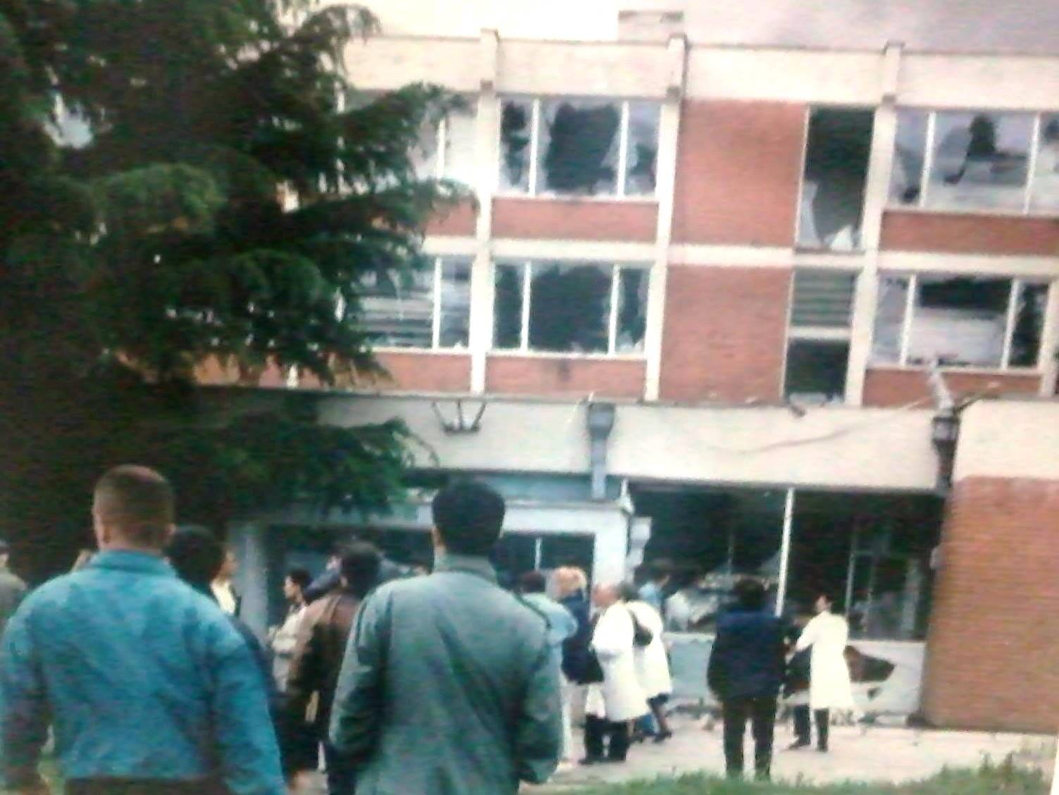 Bombardovan_Klinicki_foto_arhiva_Milorad_Mitkovic