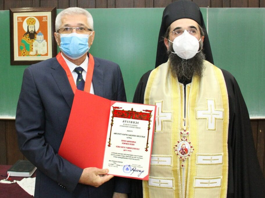 Niški DIF dobio orden Svetog Romana, umesto slavskog ručka donirali obroke u humanitarne svrhe 14 Orden foto DIF