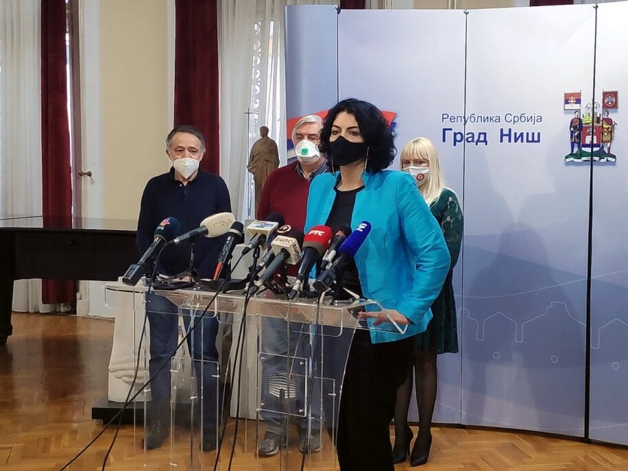 Sotirovski o retroaktivnoj naplati kirije: Ponestaje para, gradska kasa se jako sporo i teško puni 12 Sotirovski sednica staba foto JV