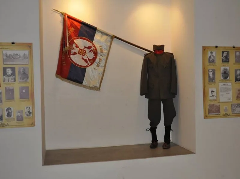 800x600 gvozdeni puk