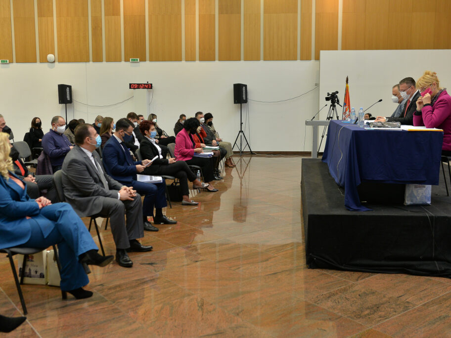 Budžet Niša umalo bez obrazloženja pred odbornicima i građanima od onih koji su ga kreirali 1 VAK 2637