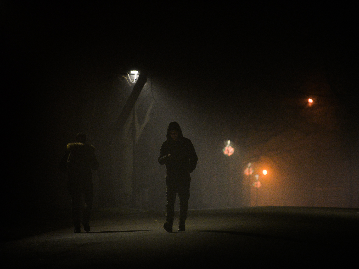 Gradjani u magli; foto: Vanja Keser