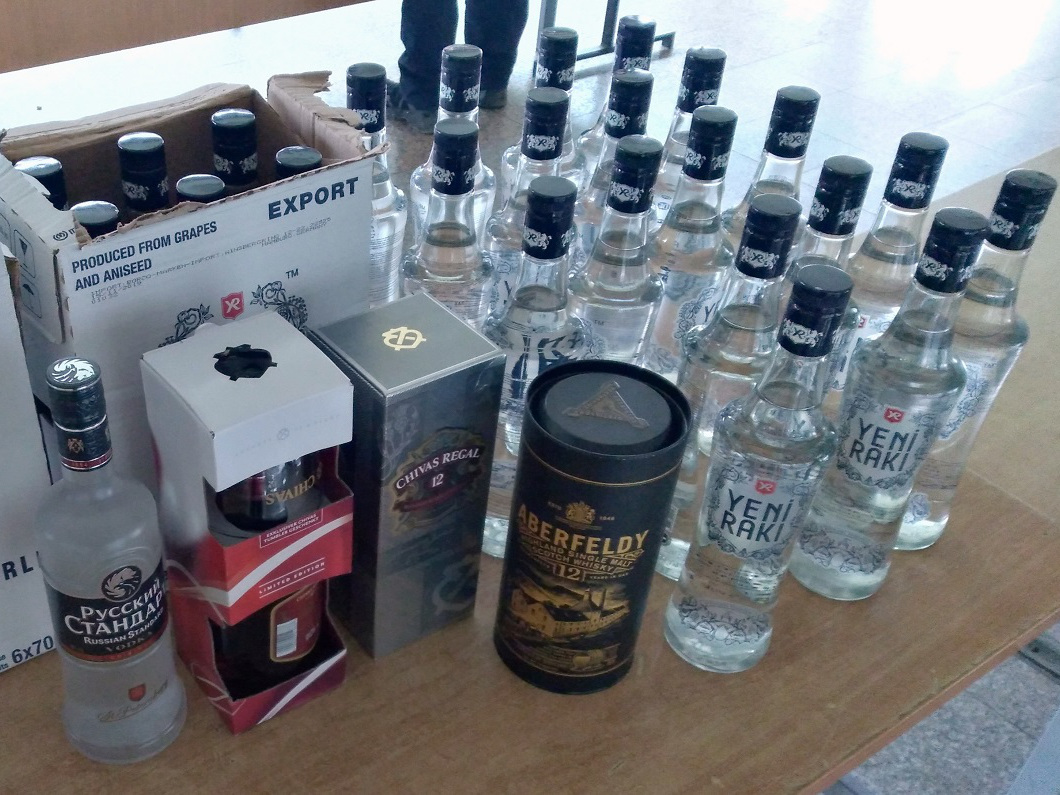 zaplenjeni alkohol na Gradini 22 12