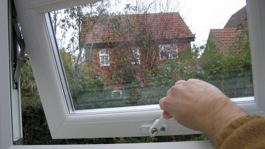 116240253 hi000834509