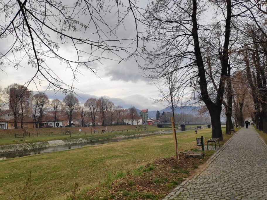 naslovnakej foto T T