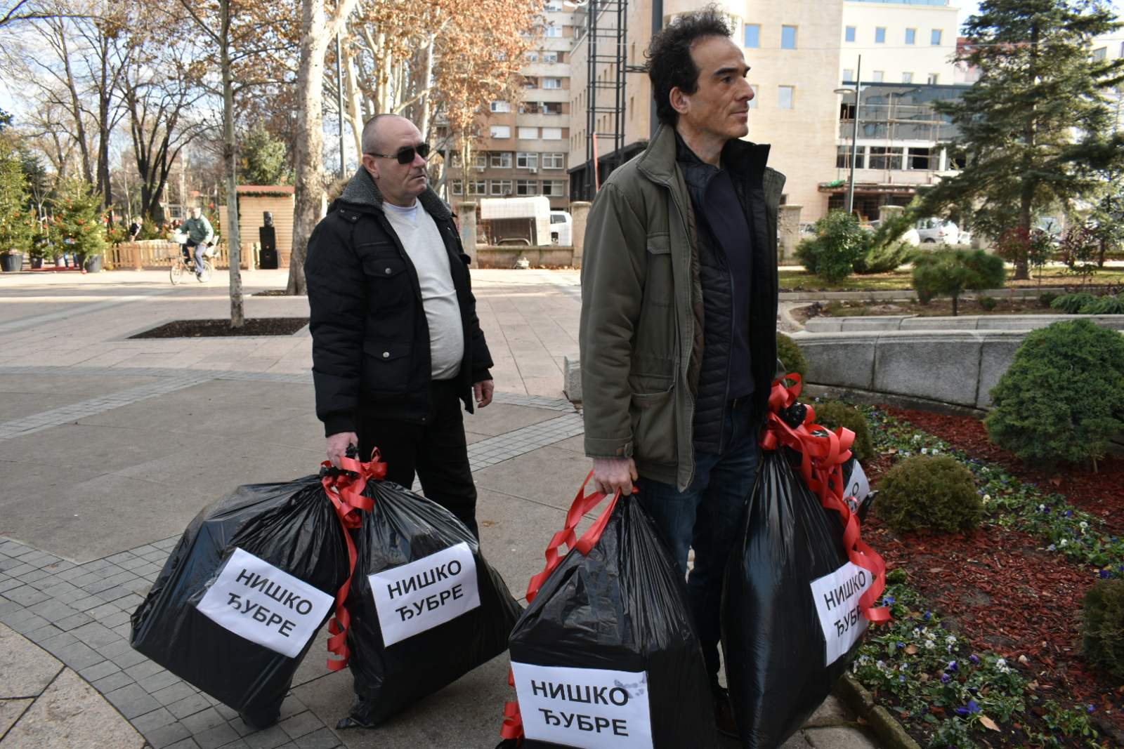 IMG-cc4efc73b624a323d0eac9eb1c736761-V