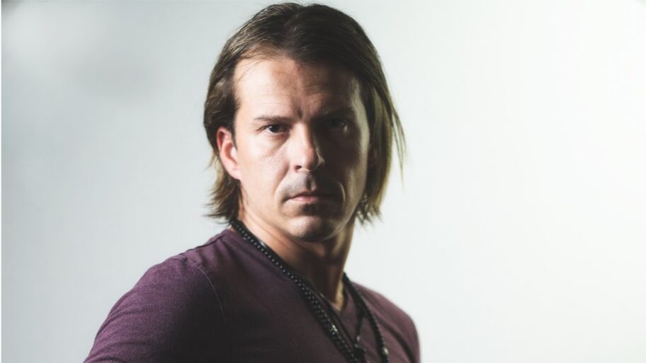 Gitarski rifovi od Bosne i Hercegovine do vrha: Od nekoliko akorda u Prijedoru do najboljeg gitariste na svetu 9 116297927 igorpaspalj14