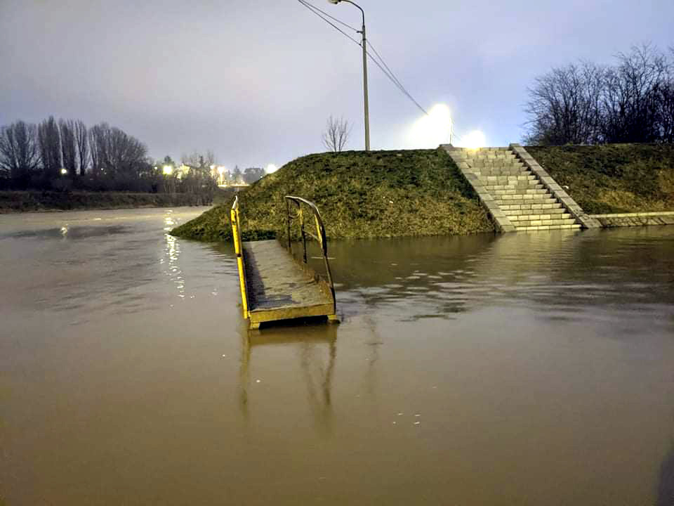 Nisava poplave 1; foto: JV