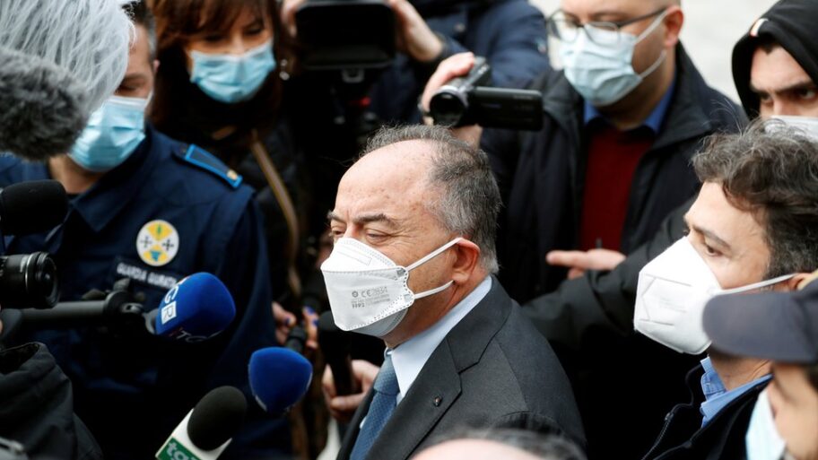 116494040 hi065169705 1