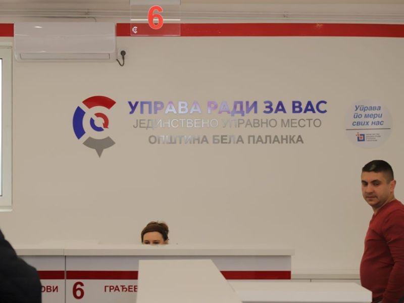 800x600 upravno mesto foto BP