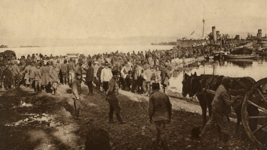 Srbija, Prvi svetski rat, Albanska golgota: Kako se srpska vojska iskrcala na Krf - od snežnih vrhova do morskih talasa 4 116572174 011