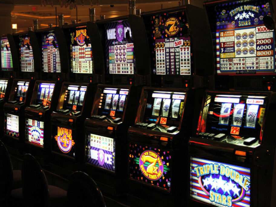 U Toplici otkrivene tri nelegalne kladionice, a dve privremeno zatvorene 11 aparati foto flickr tara hunt