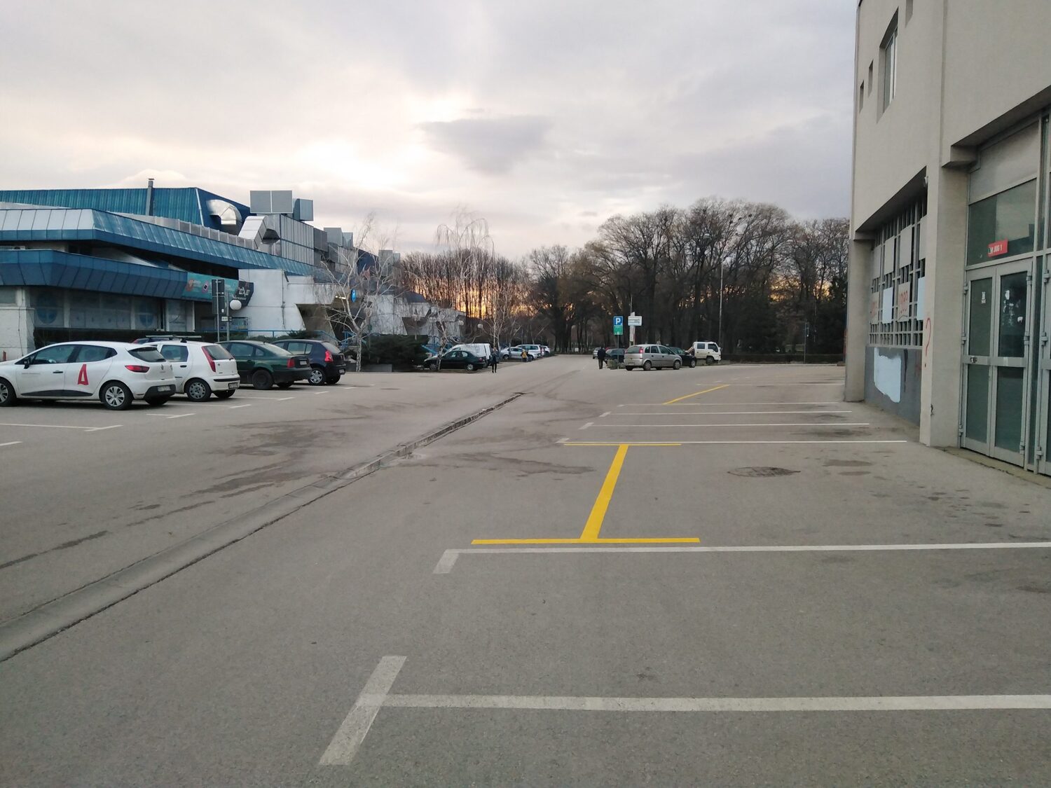 parking Čair