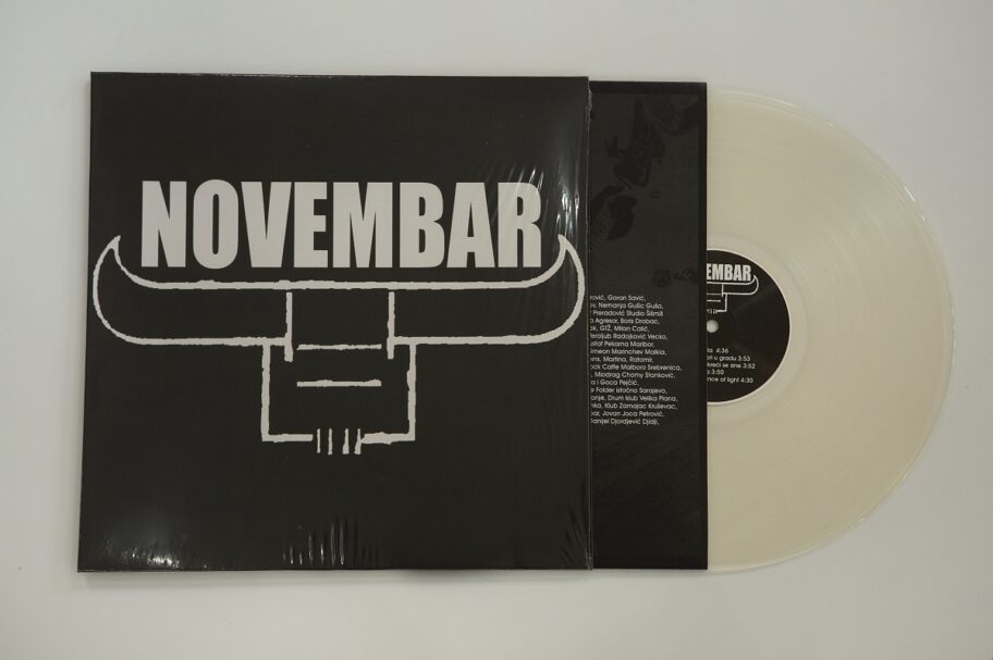 Deset ploča poslednjeg albuma "Novembra" na licitaciji Lokalne fondacije Niš 12 Poslednji album Novembra vinil 1