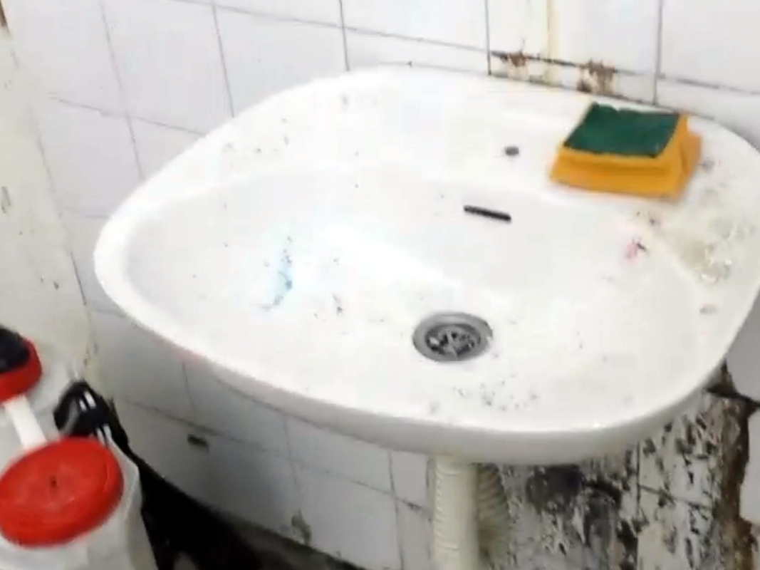 Toalet u bolnici u Aleksincu 4; foto: čitalac