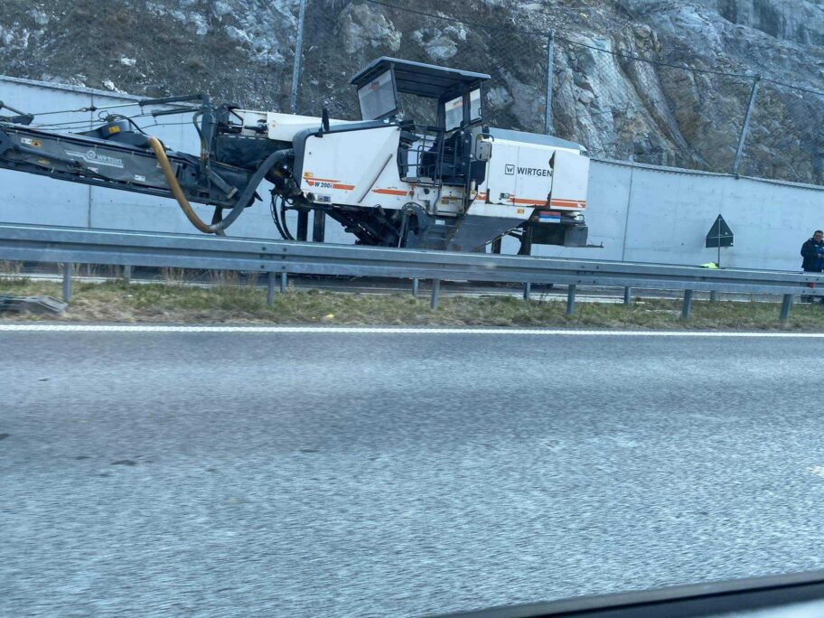 Zbog radova kroz Grdeličku klisuru samo jednom trakom, zatvorena petlja "Predejane" u smeru ka Nišu 7 received 933648750716587