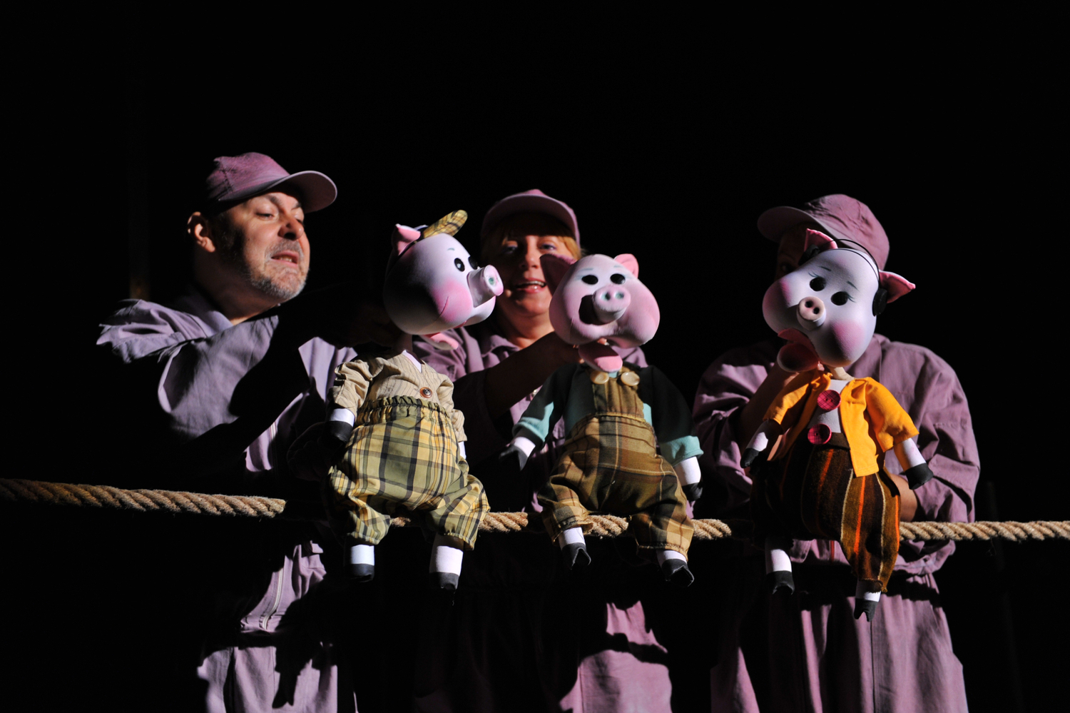 Tri praseta foto Pozoriste lutaka