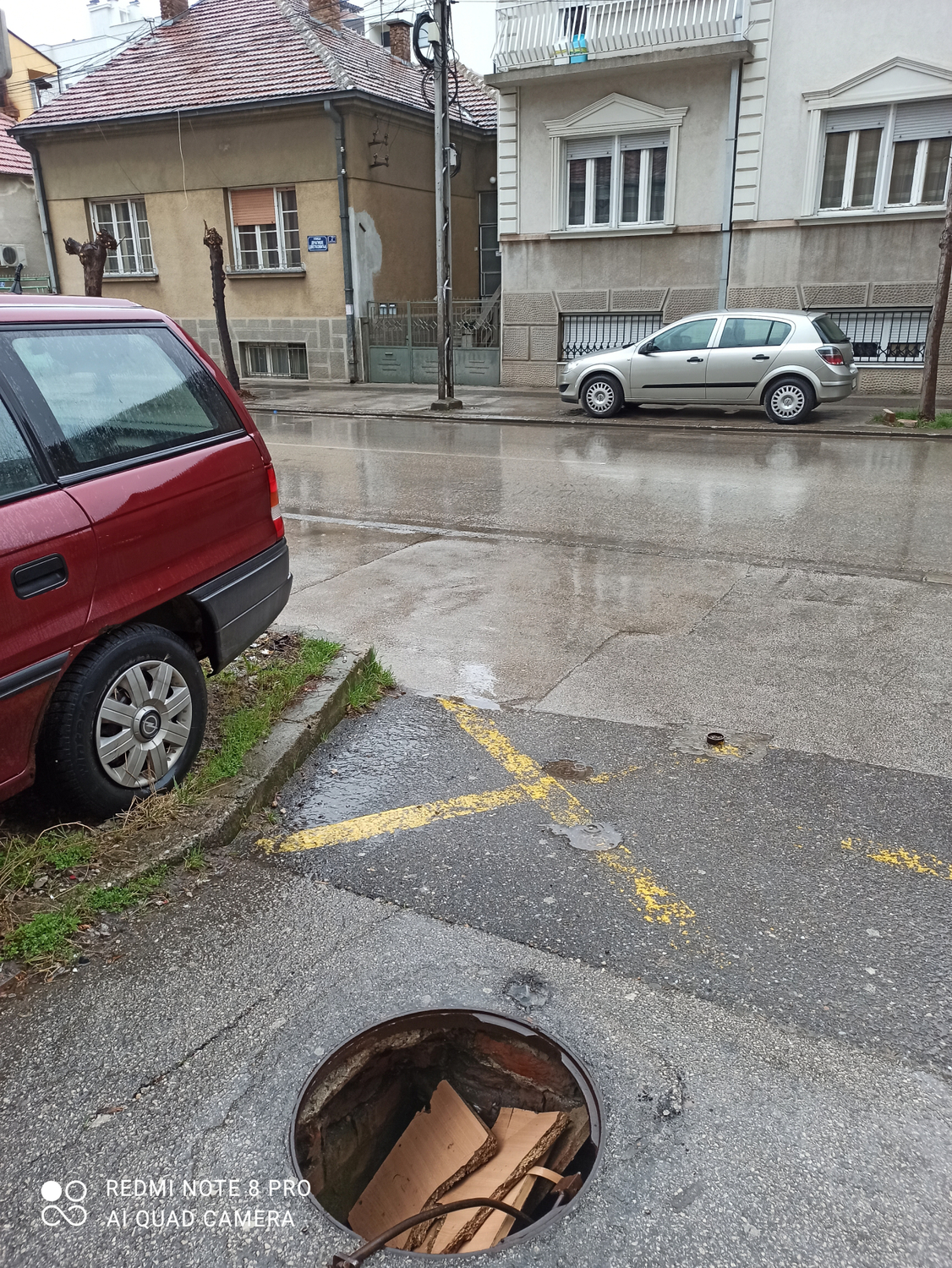 sahta iza Lutkarskog foto citalac