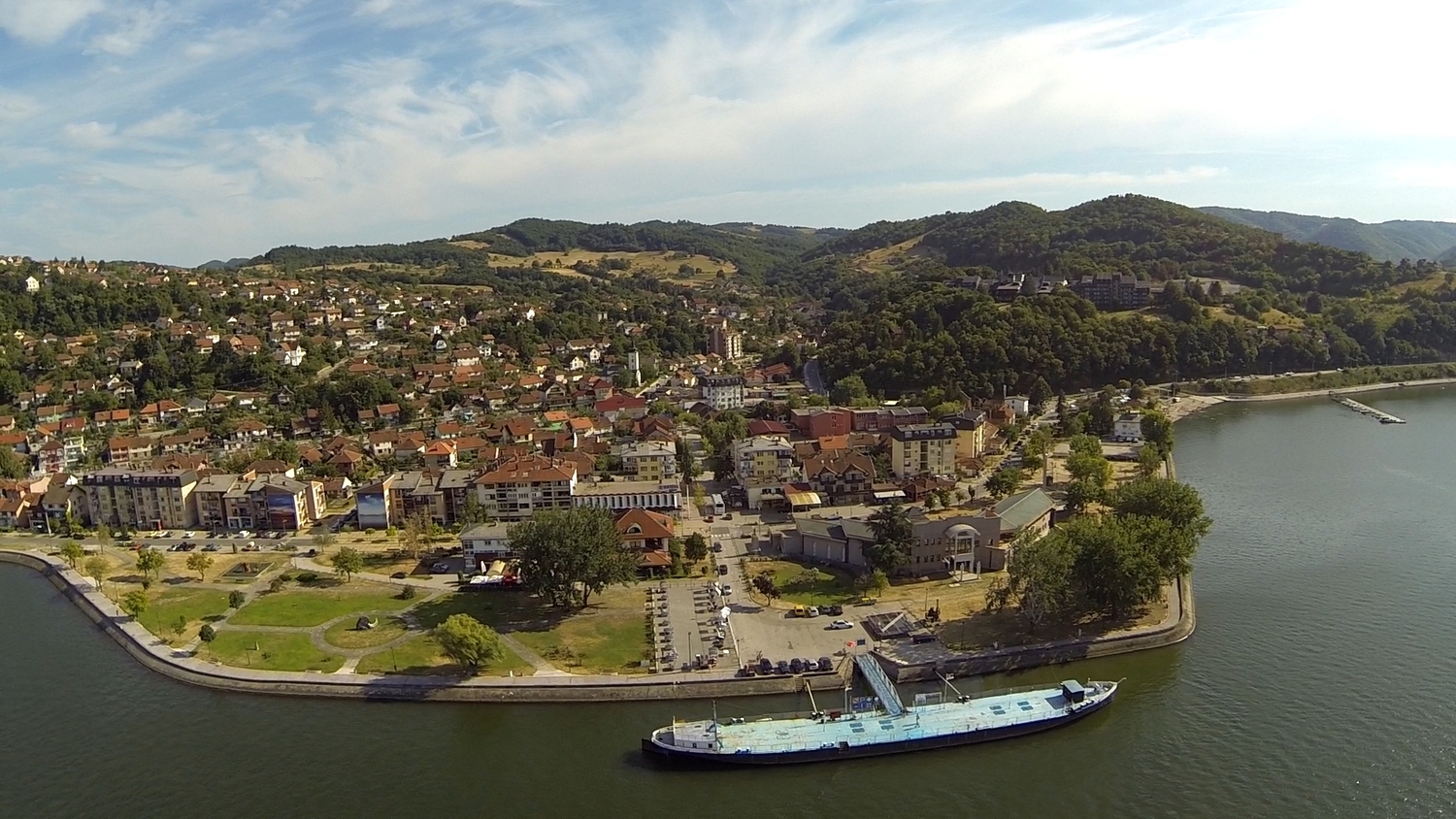 Donji Milanovac slika iz PR teksta foto Željko Vladić
