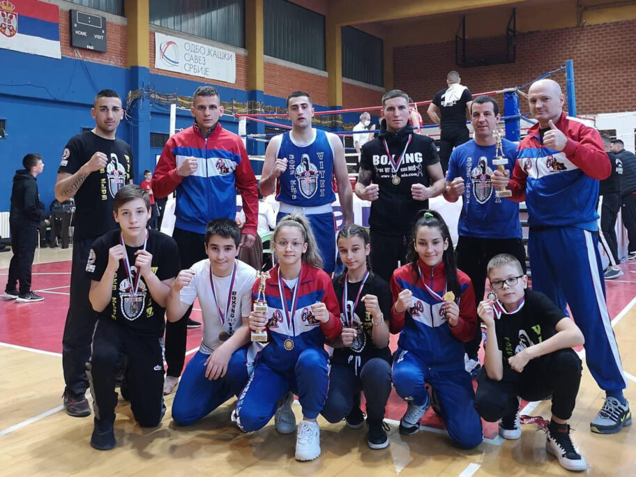 BK VITEZ NAJBOLJI U LESKOVCU