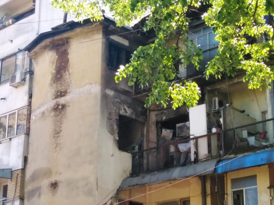 Osnovci “Učitelj Tase” još večeras prikupljaju novac za pomoć porodici čiji je stan izgoreo 9 IMG 20210510 111453 scaled