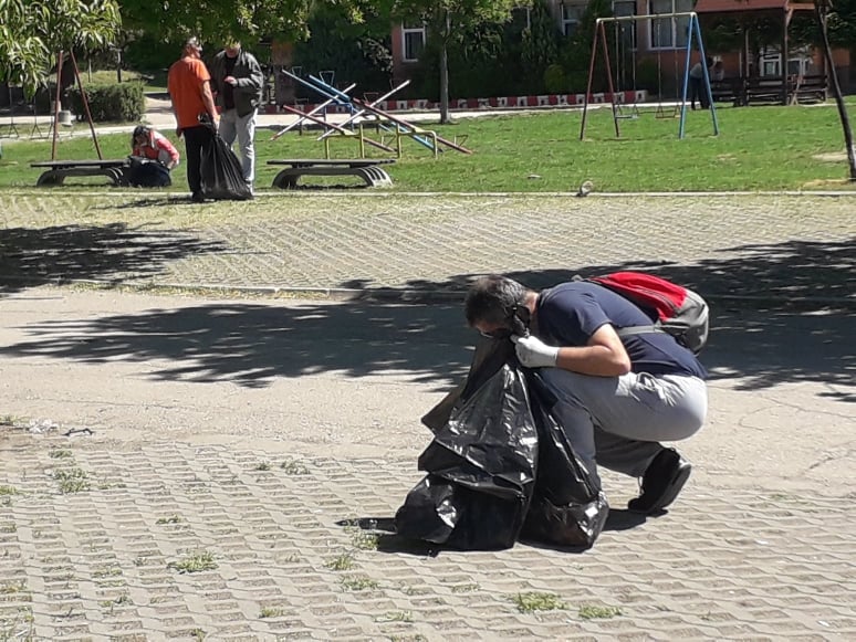 akcija čišćenja foto Zeleni zid Nis