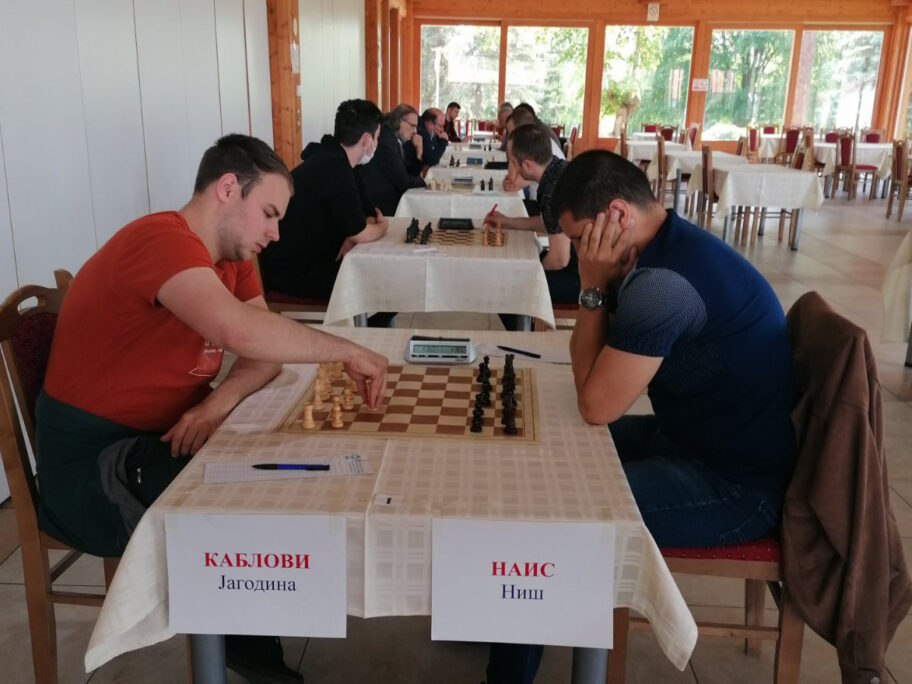 SK Kablovi SK NAIS plejof