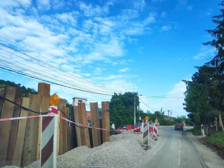 Zbog odrona kod Prve Kutine više od godinu dana saobraća se jednom trakom 18 1621850236244 scaled