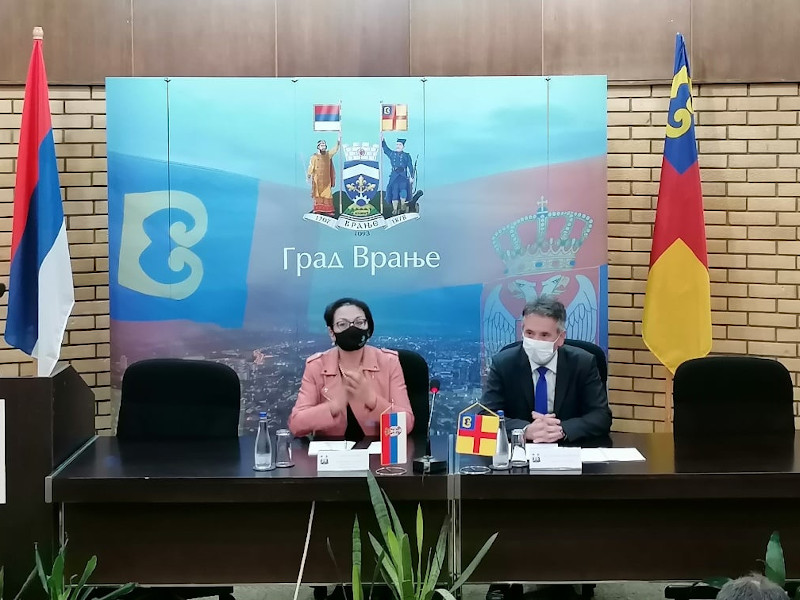 Ministarka Čomić: Omogućiti što bolju primenu Zakona o rodnoj ravnopravnosti u praksi 10 Comic