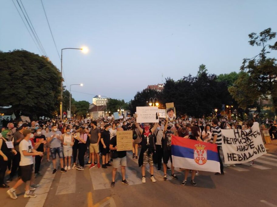Godinu dana od protesta u Nišu - bolja epidemiološka situacija, ali ostalo nepromenjeno 7 1280x0 setnja1