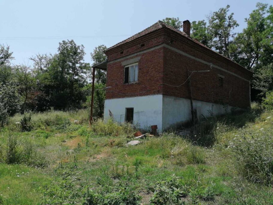 Još bez potvrde šta je uzrok smrti muškarca pronađenog u selu Krušce 20 kuca selo foto J C