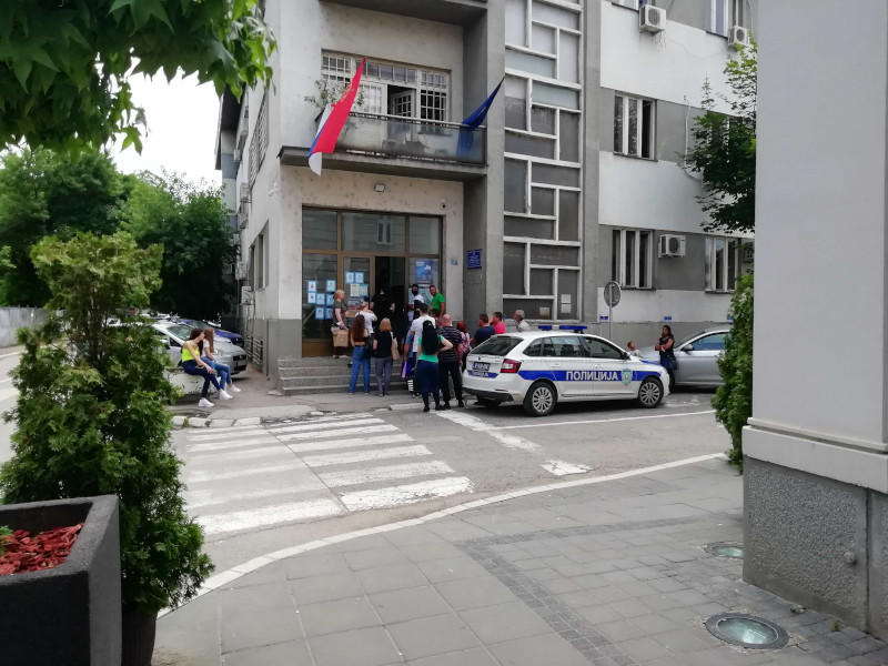 Radno vreme šaltera za izdavanje ličnih dokumenata do 20 sati, po potrebi i duže 13 PU Leskovac