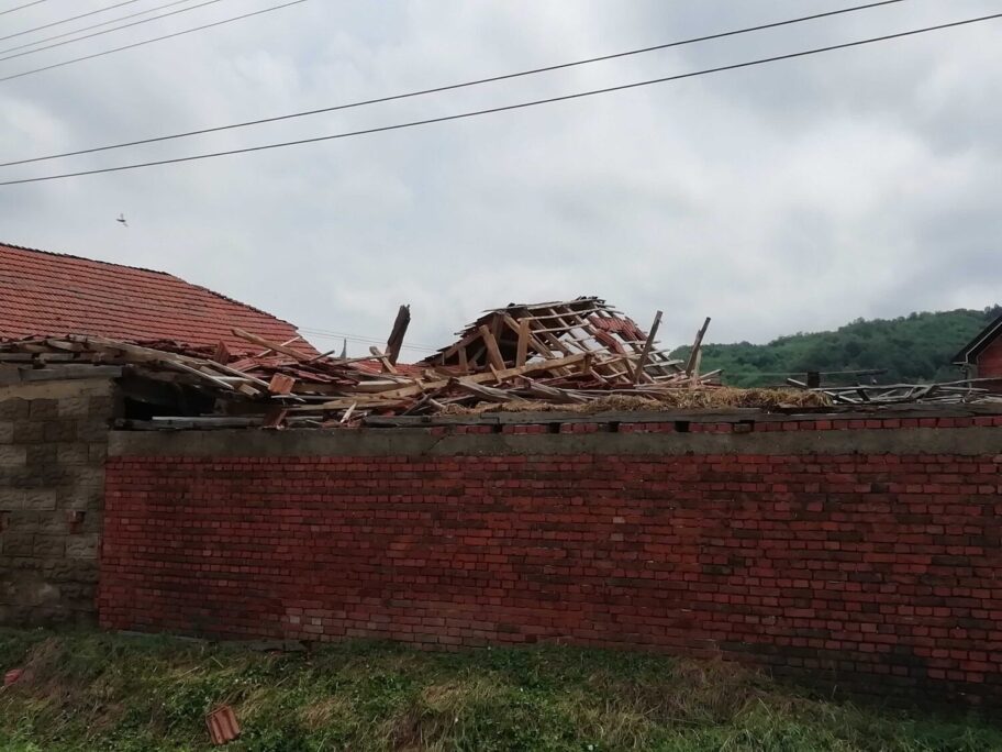 Vanredna situacija nakon nevremena proglašena na teritoriji 12 lebanskih sela 18 IMG 20210718 112525 scaled