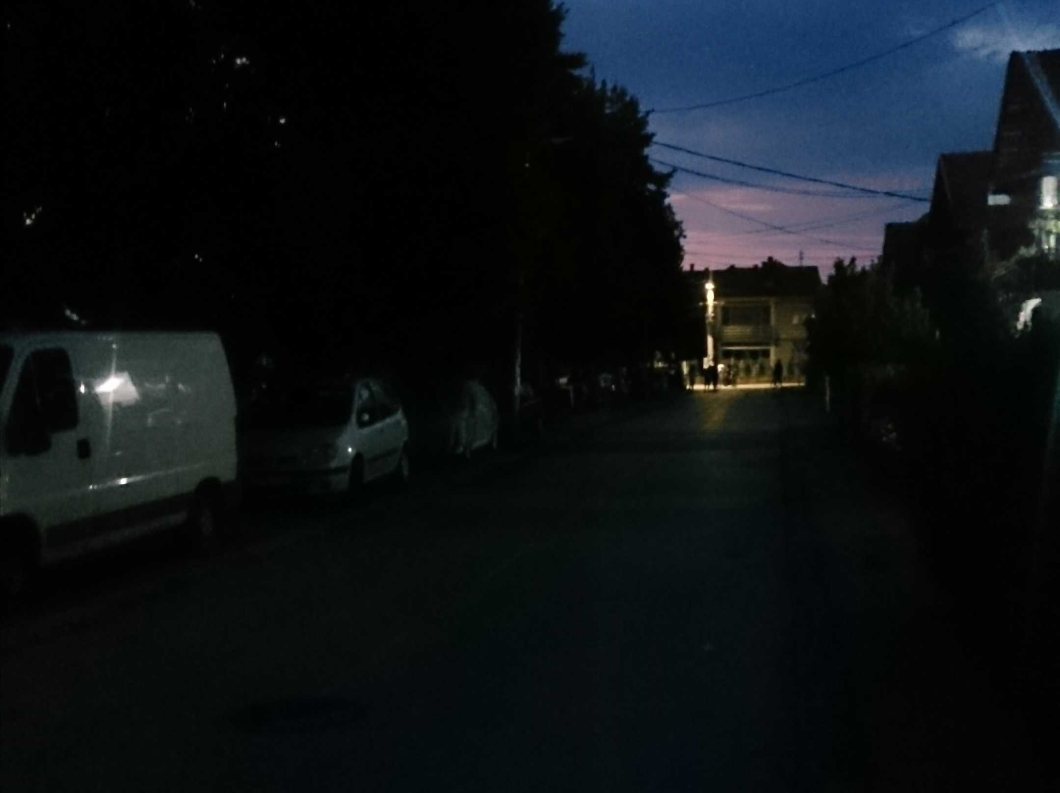 Ulica bez rasvete Le