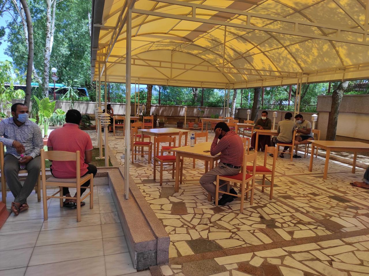 Dvojici Indijaca koji borave u Nišu potvrđena korona 1 1280x0 INDIJCI 2