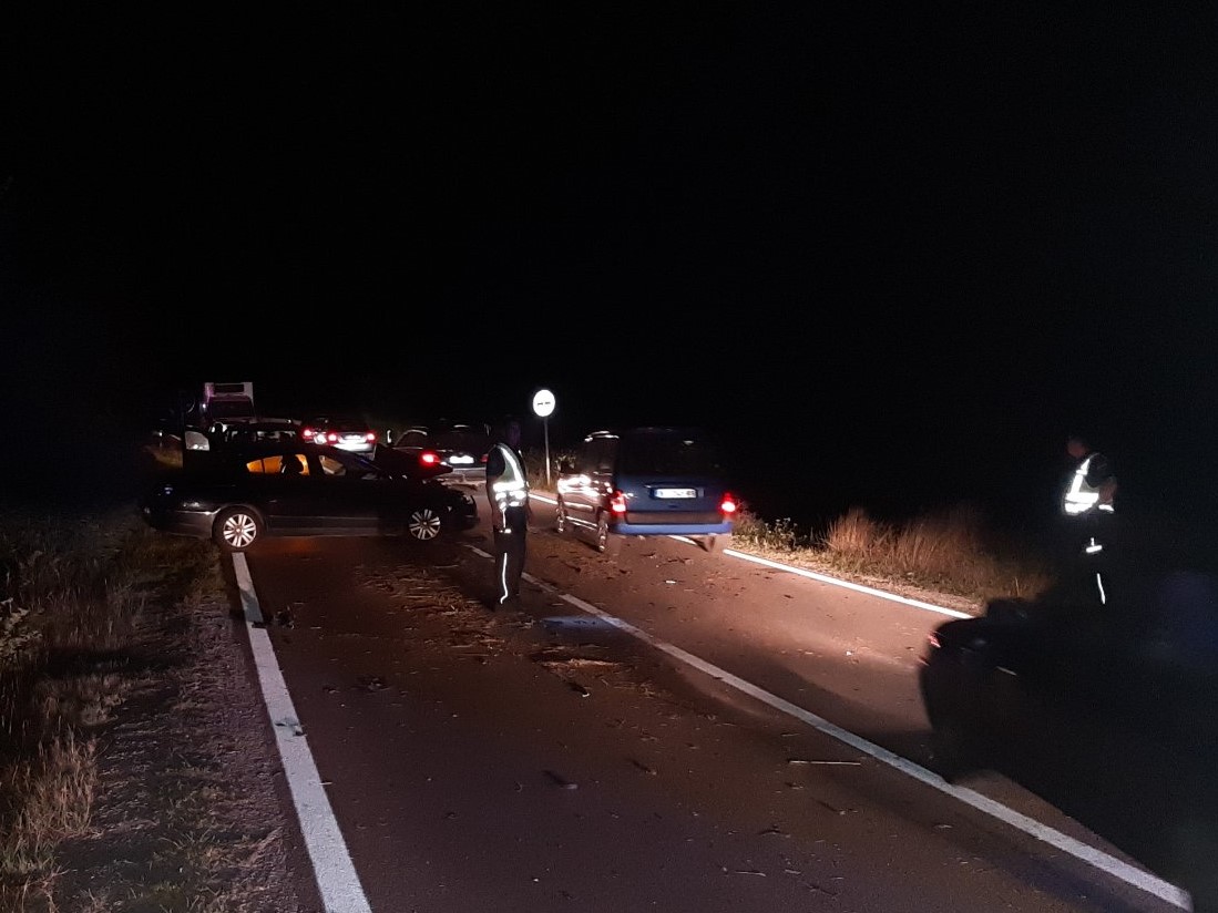 IMG e8c1a26a98ed73d7ab9cb32d77da476c V