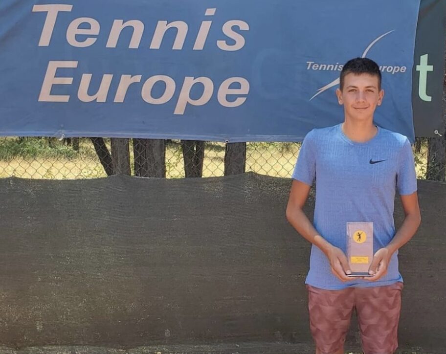 NIkola Jovic TAZ sa Tennis Europe titulom