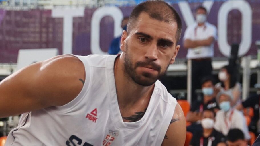 119667367 hi068909341