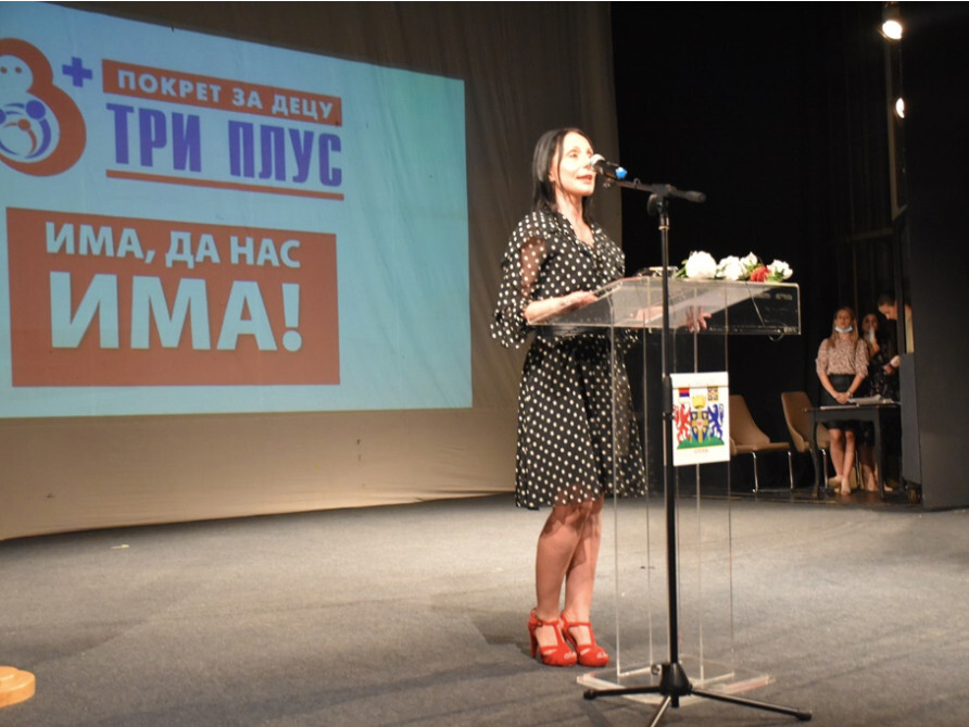 Pokret za decu tri plus