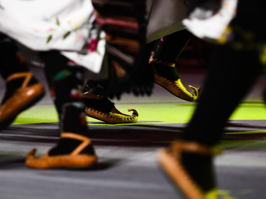 Pokrenuta kampanja za prikupljanje novca za osnivanje KUD-a za mlade Rome u Nišu 10 folklor VANJA KESER