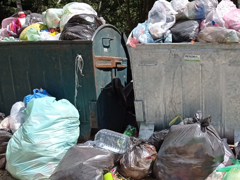 Vlsinsko jezero - smeće