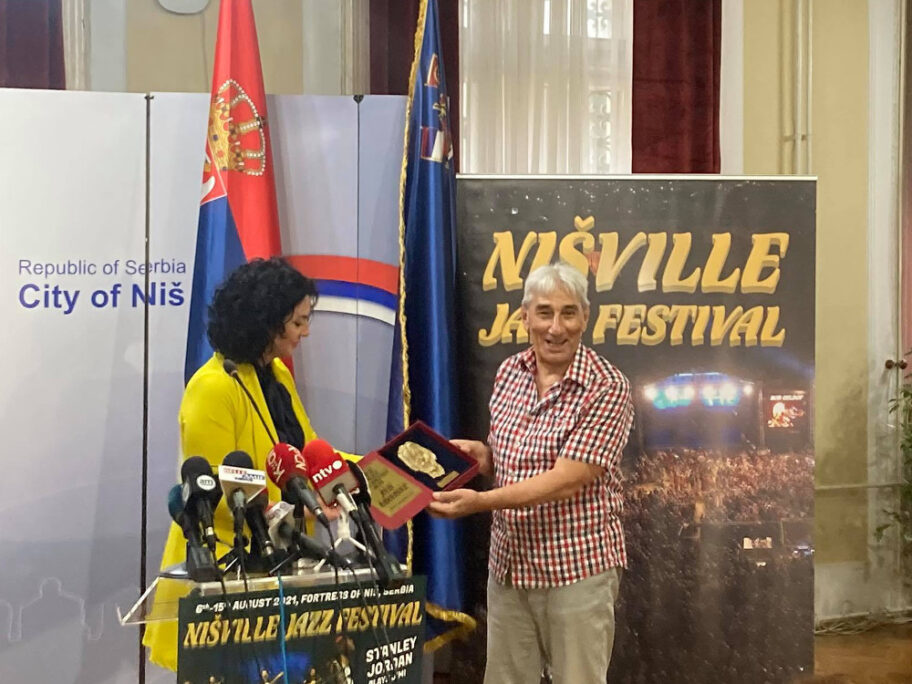 Jovi Radovanoviću uručena "Nišvilova" nagrada za životno delo 14 jova radovanovic foto sitiradio