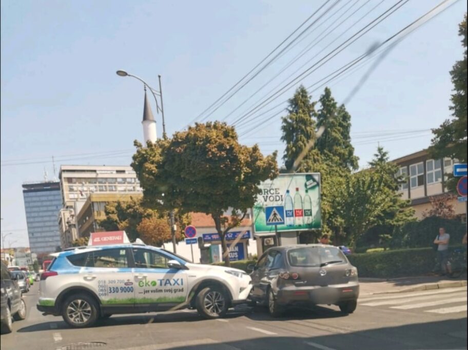 Sudar u centru Niša, nema povređenih 3 233498861 924632134759168 7279951362395383175 n