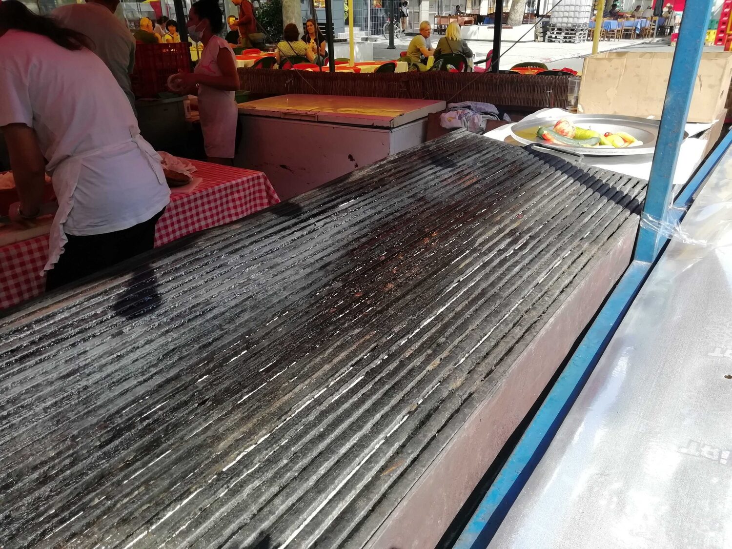 Počinje "Roštiljijada" u Leskovcu, na otvaranju nastupa Tea Tairović 1 IMG 20210826 134944 scaled