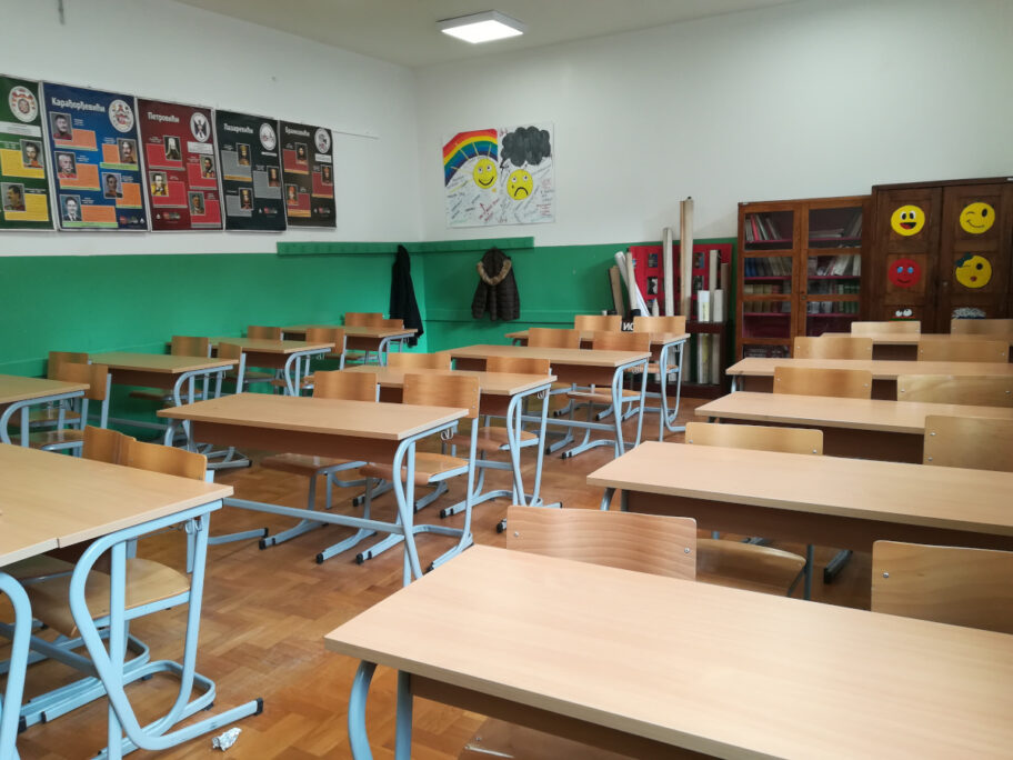 Šest novih smerova u pirotskim srednjim školama 9 skola 13 ilustracija foto Ljubica Jocic