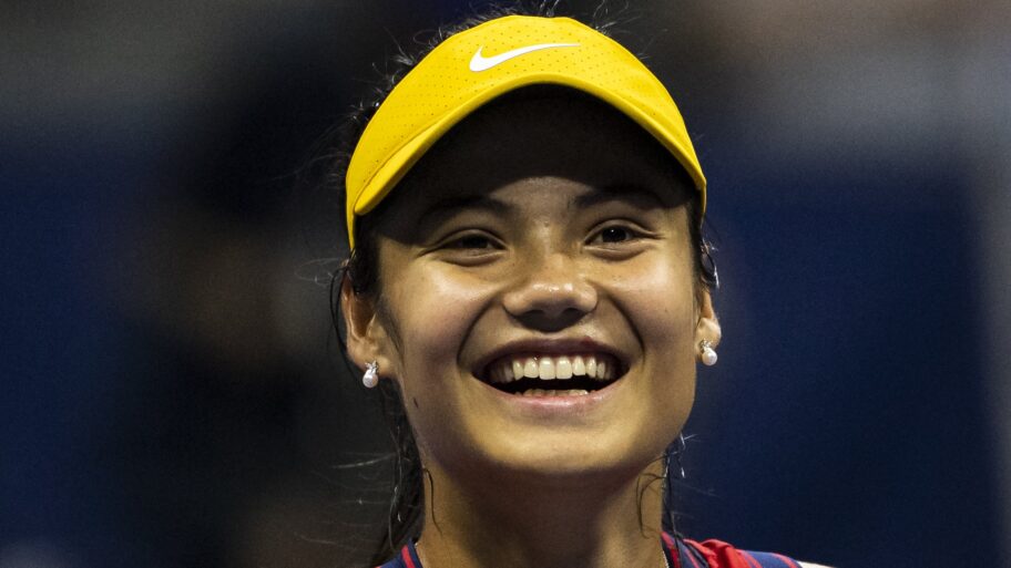 120490183 gettyimages 1339387956