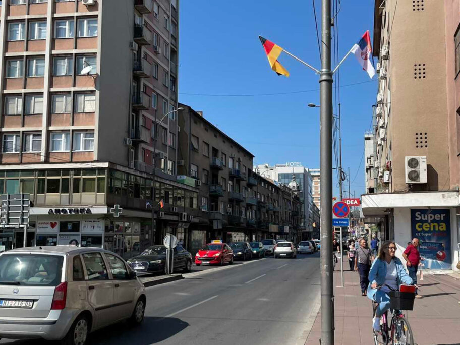 Zastave Nemačke vijore se u Nišu, razlog poseta Angele Merkel Beogradu 13 nemacka zastave foto JV