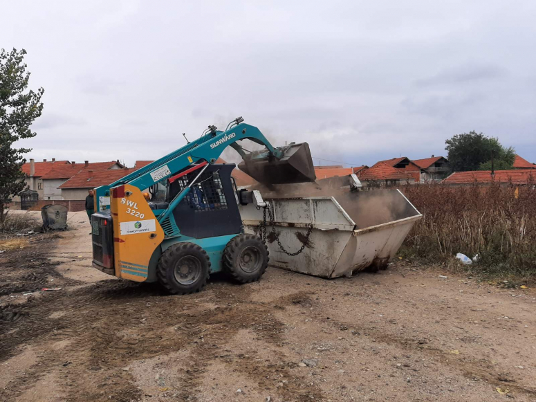 Očišćena divlja deponija u leskovačkom selu Vinarce 1 a91bfd0da12e60915095ee700cd13ee8 XL