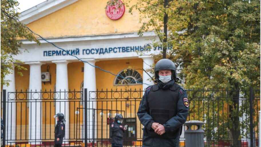 120628950 gettyimages 1235382017