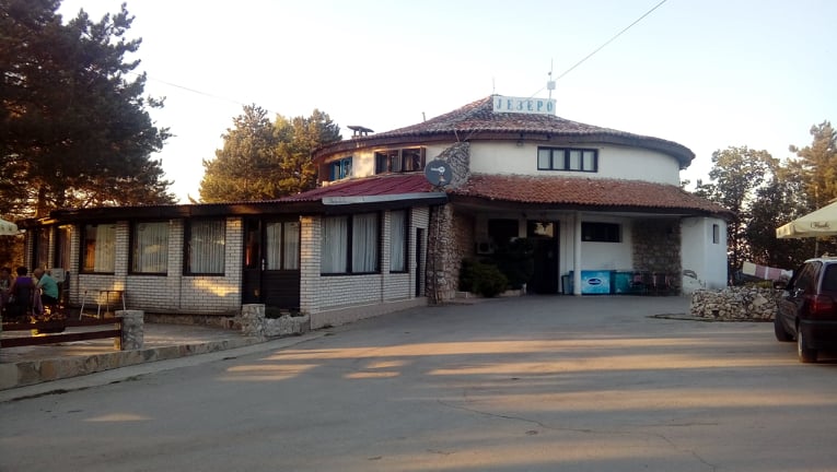 hotel oblačinsko jezero